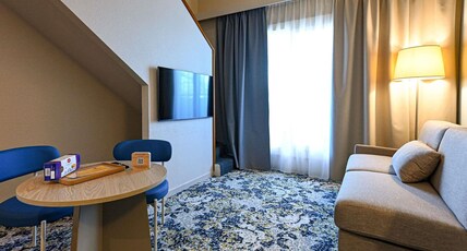 Mercure Blois Centre Room Type - Duplex Privilege Room with balcony - 1 double bed and 1 single sofa bed Mercure Blois Centre Room Type - Duplex Privilege Room with balcony - 1 double bed and 1 single sofa bed