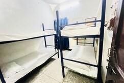 Hostel Express - Krishna Nagar