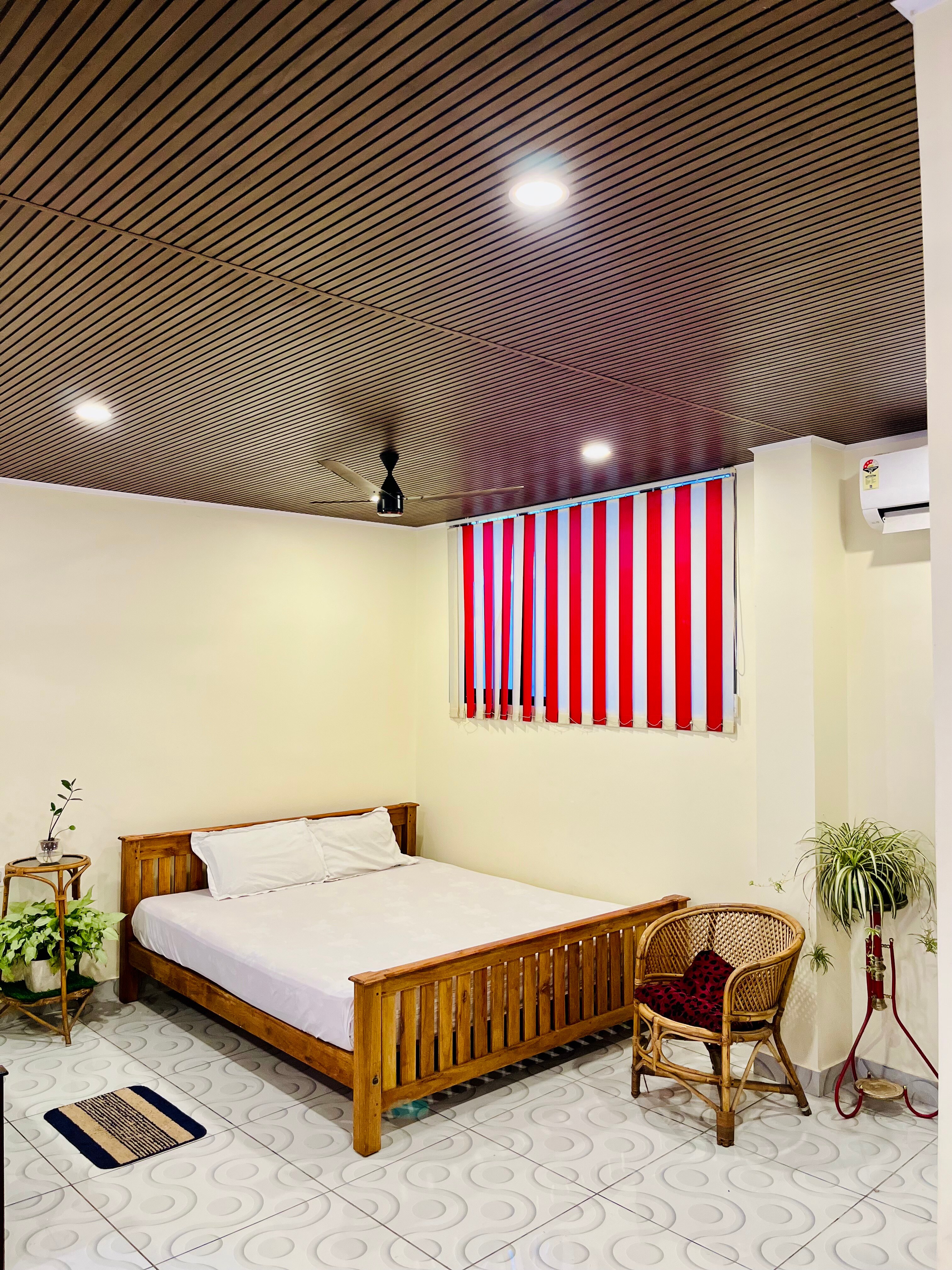 Cozy AC Room with Balcony - Tap to explore photos