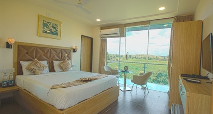 Carina Retreat Resort Room Type - Super Deluxe Room with Balcony Carina Retreat Resort Room Type - Super Deluxe Room with Balcony