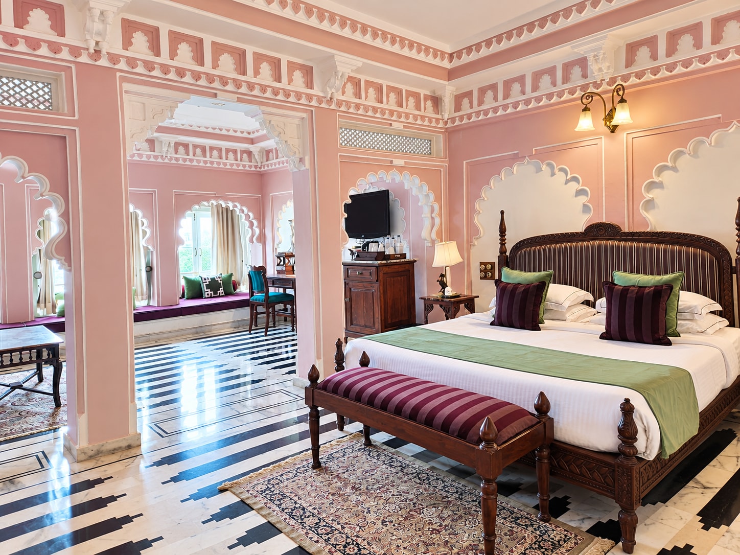 Hotel Amet Haveli - Tap to explore photos
