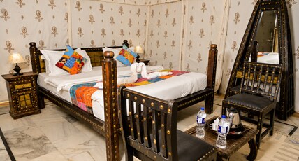 Sunny Desert Camp Room Type - Marwar Deluxe Tent