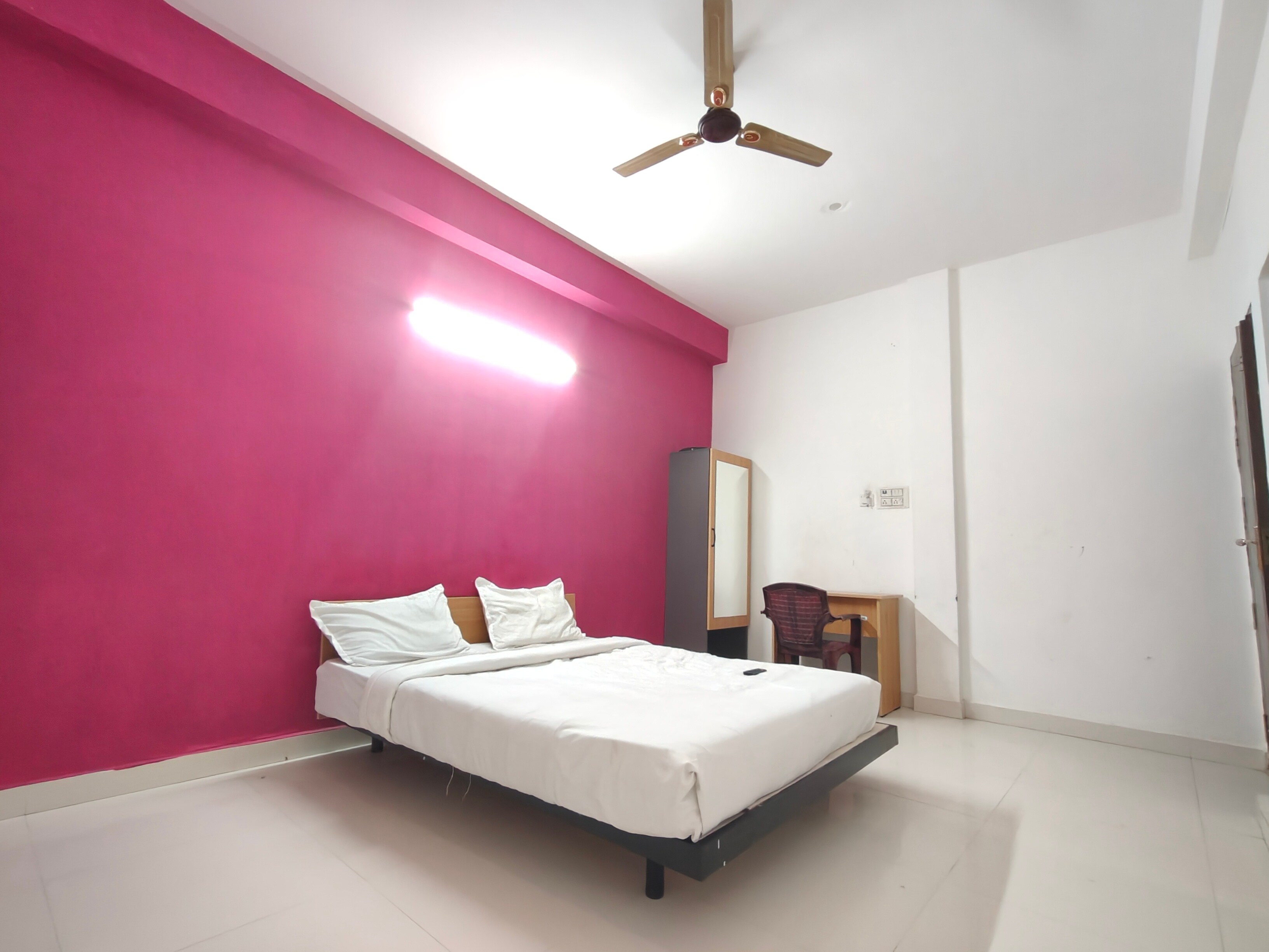 Varna Residency - Tap to explore photos