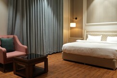 ROYAL PALM HOTEL AND RESORT