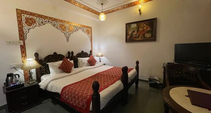 Inder Prakash Lake Facing Hotel with Rooftop Bar Room Type - Junior Partial Lake Facing