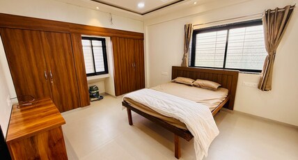 Navyug Delight Resort Rooms Spacious Lawns Park Room Type - Room no 106