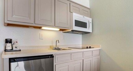 Best Western on The Beach Room Type - 2 Queen Beds, Non-Smoking, Kitchenette, Ocean Front Best Western on The Beach Room Type - 2 Queen Beds, Non-Smoking, Kitchenette, Ocean Front