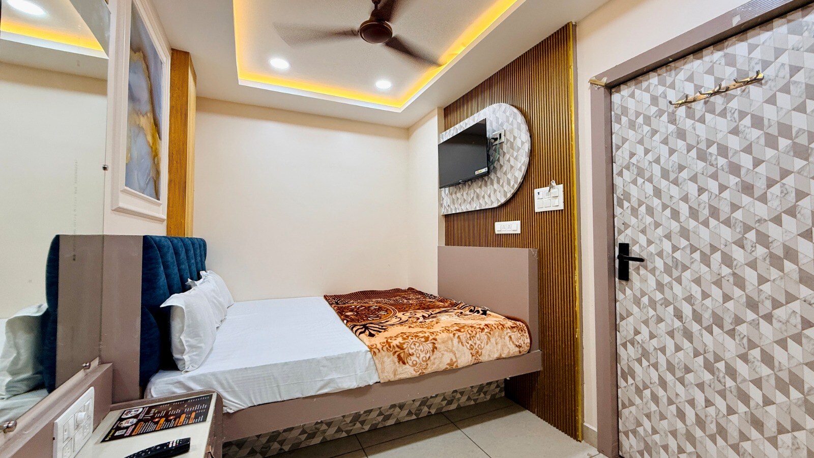 Kiaan Homestay - Tap to explore photos