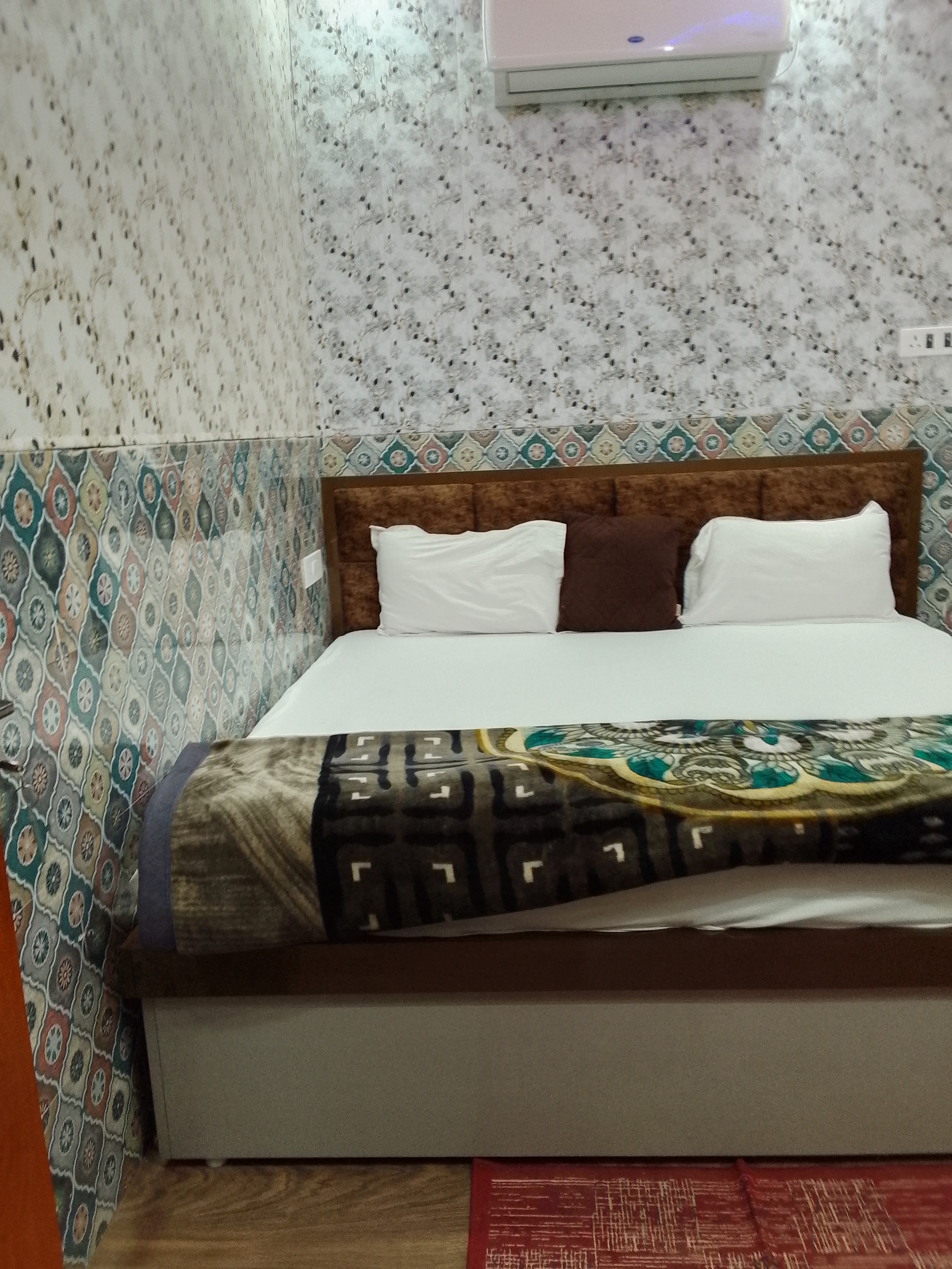 Pari Residency Ayodhya - Tap to explore photos