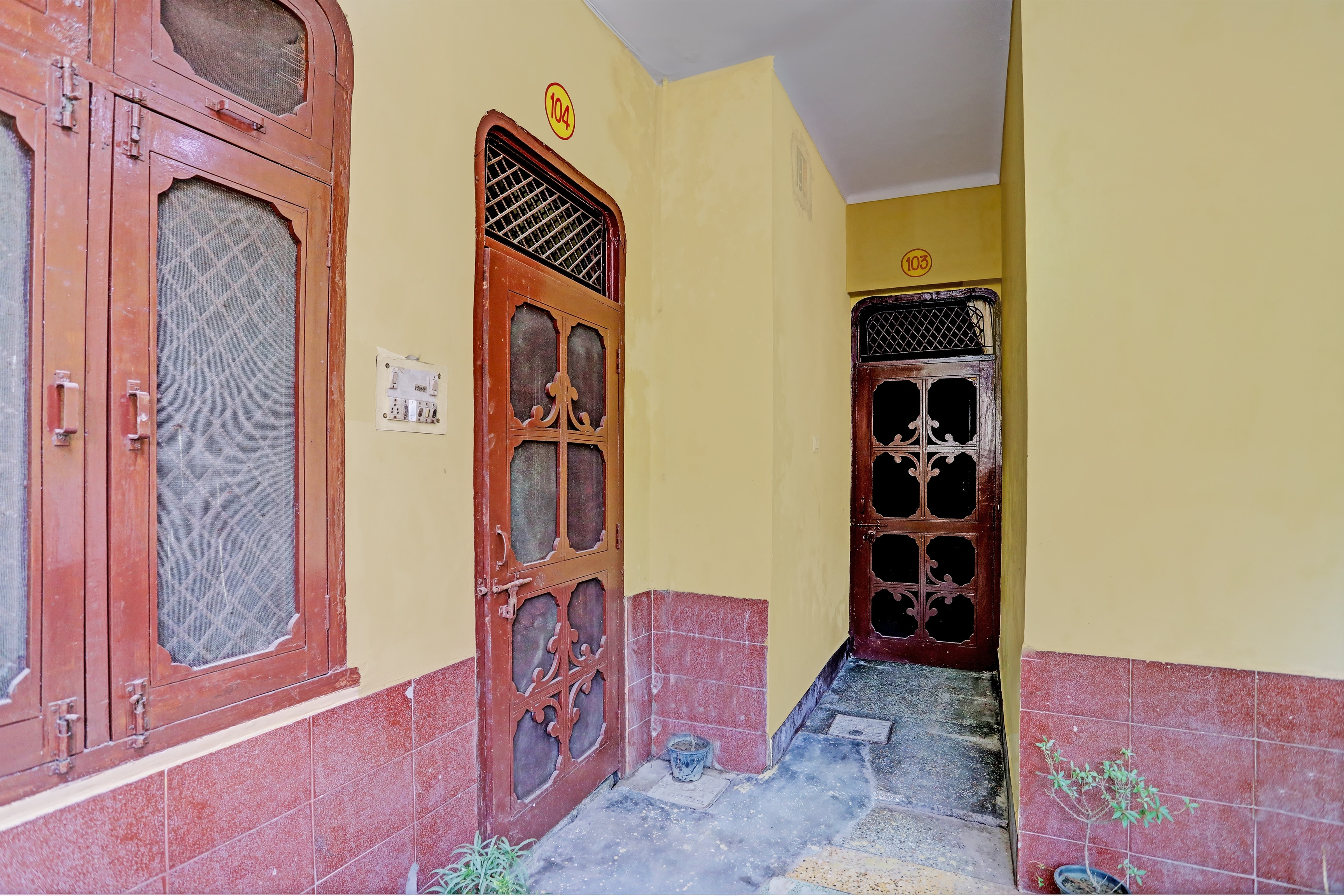 Hotel O Chacha Guest House - Tap to explore photos