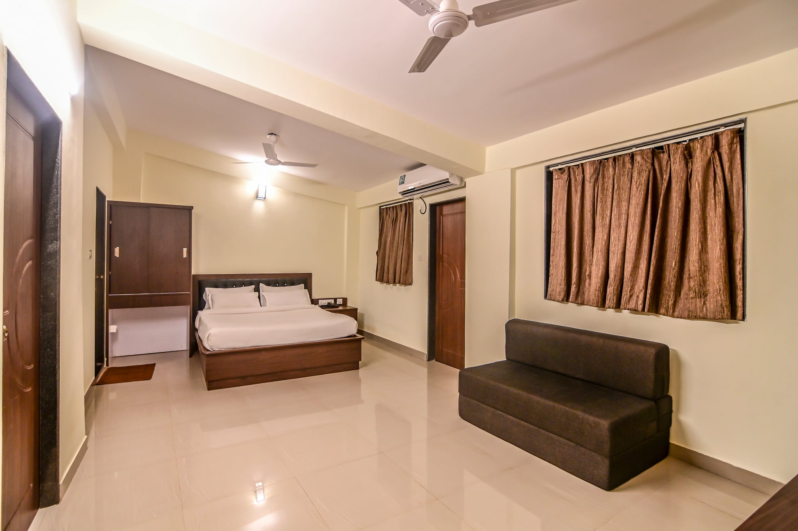 SHALOM INDUS RESIDENCY GOA - Tap to explore photos