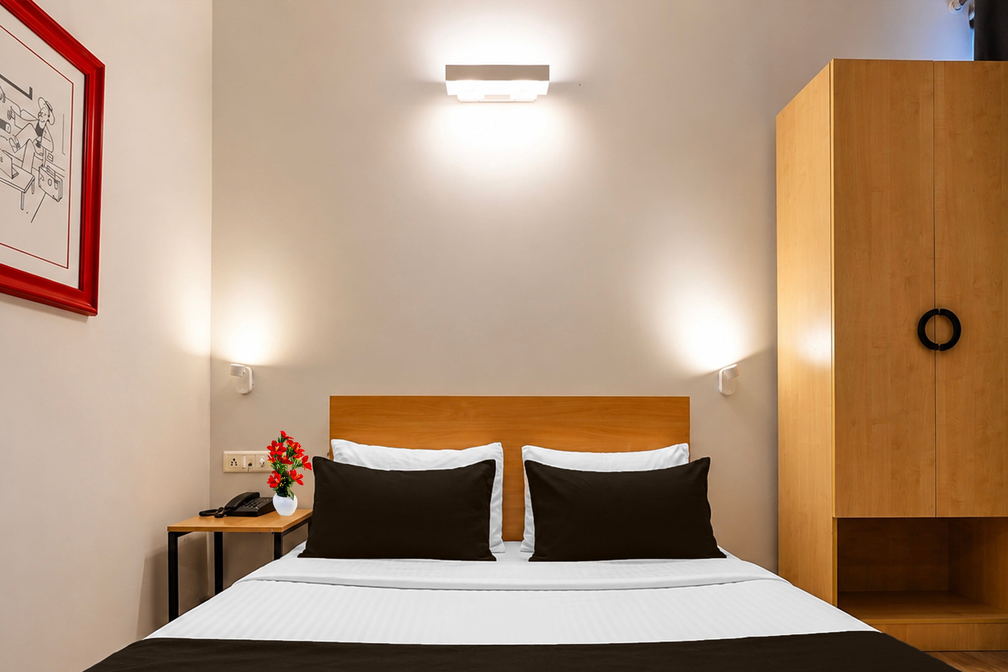 Super Townhouse Kadugodi Park Formerly Sarvar Hospitality - Tap to explore photos