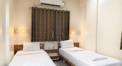 Gandharva Inn Room Type - Deluxe Twin Bed Room