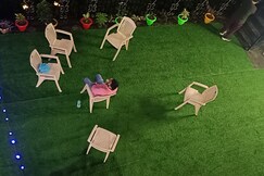 Peaks and pines homestay