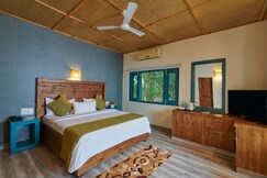 AACORN HIDEAWAY RESORT & SPA