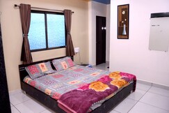 PARAMESHWAR HOTEL AND RESTAURANT 
