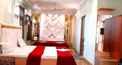Hotel Santana (2 minute walk from beach) Room Type - Family AC Room (With Common Balcony)