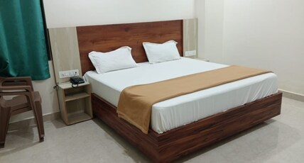 SURYA GRAND INN AND CONVENTION HALL Room Type - Deluxe Double Room