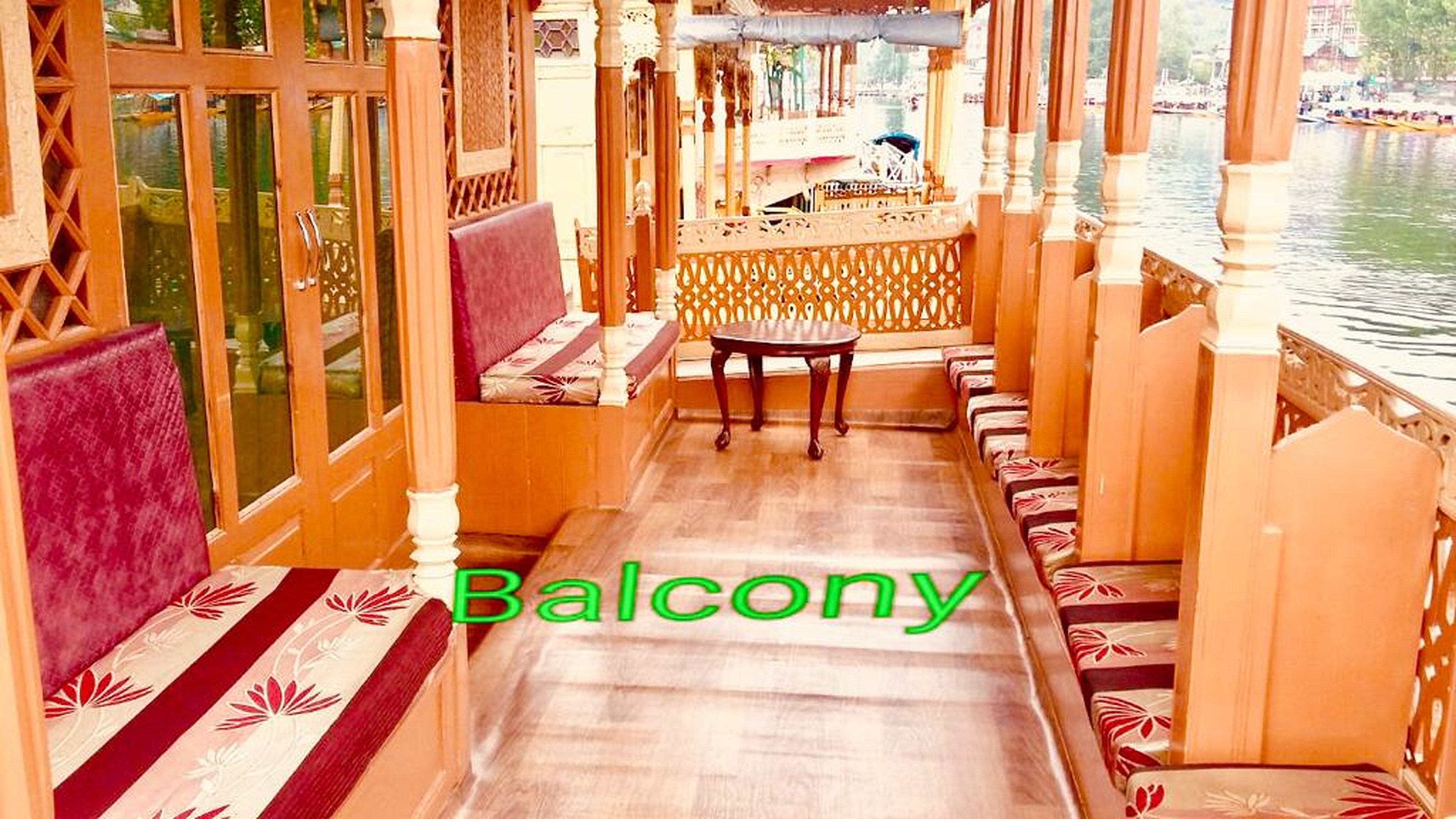 Houseboat Neelam - Tap to explore photos