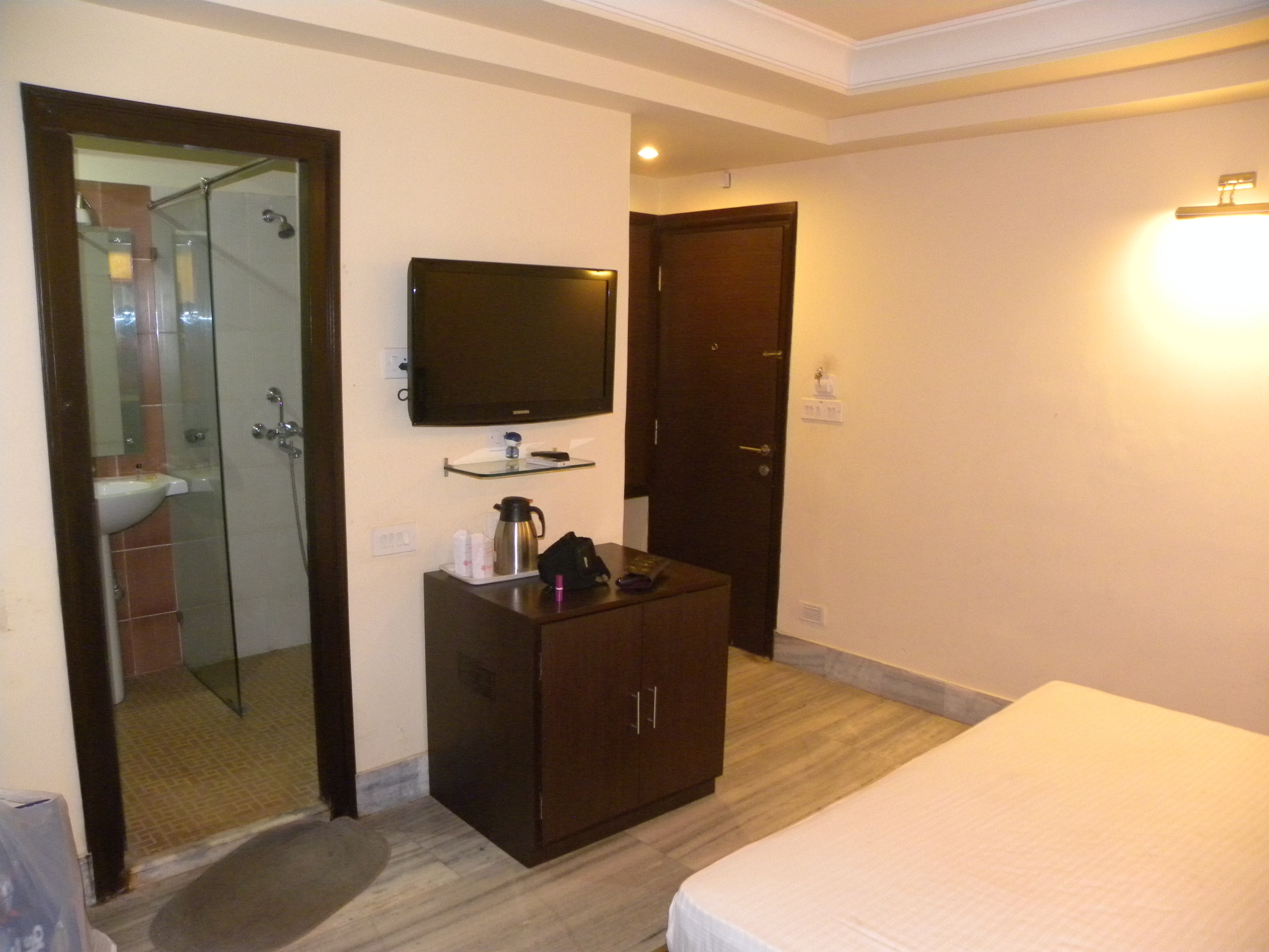Orbit Hotel,Old Digha - Tap to explore photos