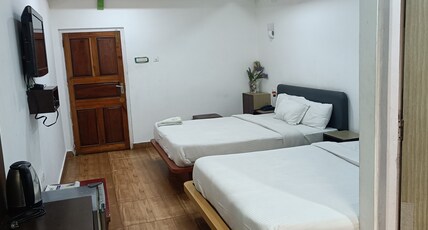 Hotel Assembly Room Type - Deluxe Room