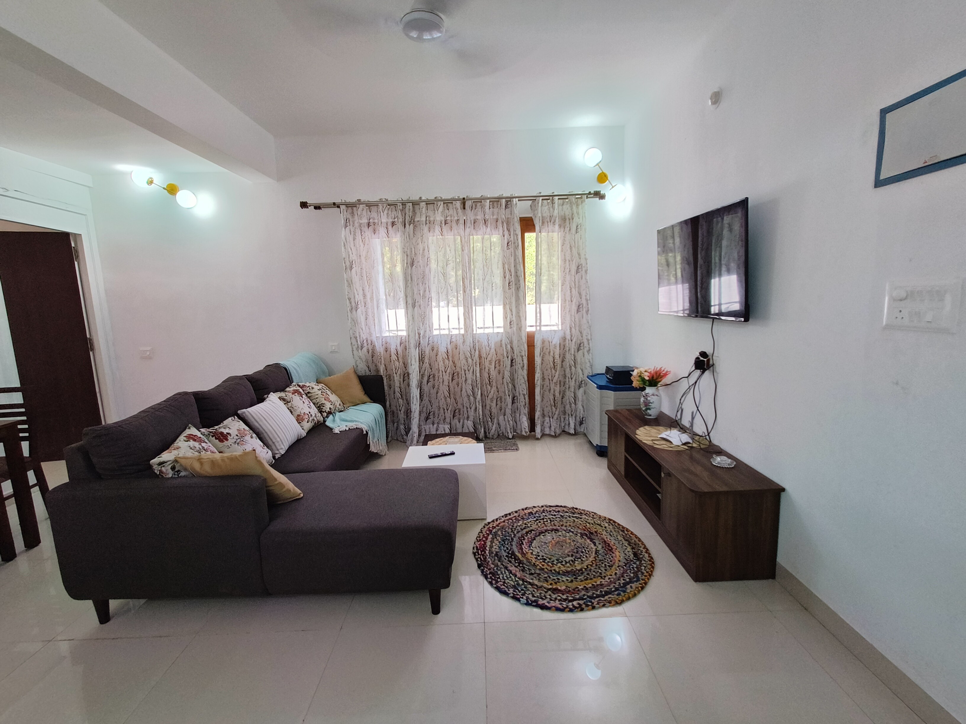 Peaceful 2 BHK in Siolim Private Pool Access - Tap to explore photos