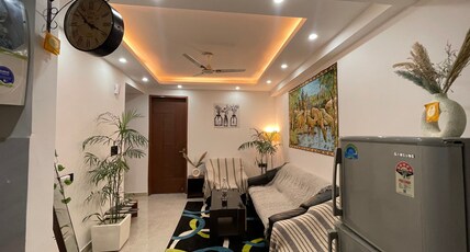 2BHK near Saket Metro Select Citywalk Room Type - 2BHK near Saket Metro Select Citywalk