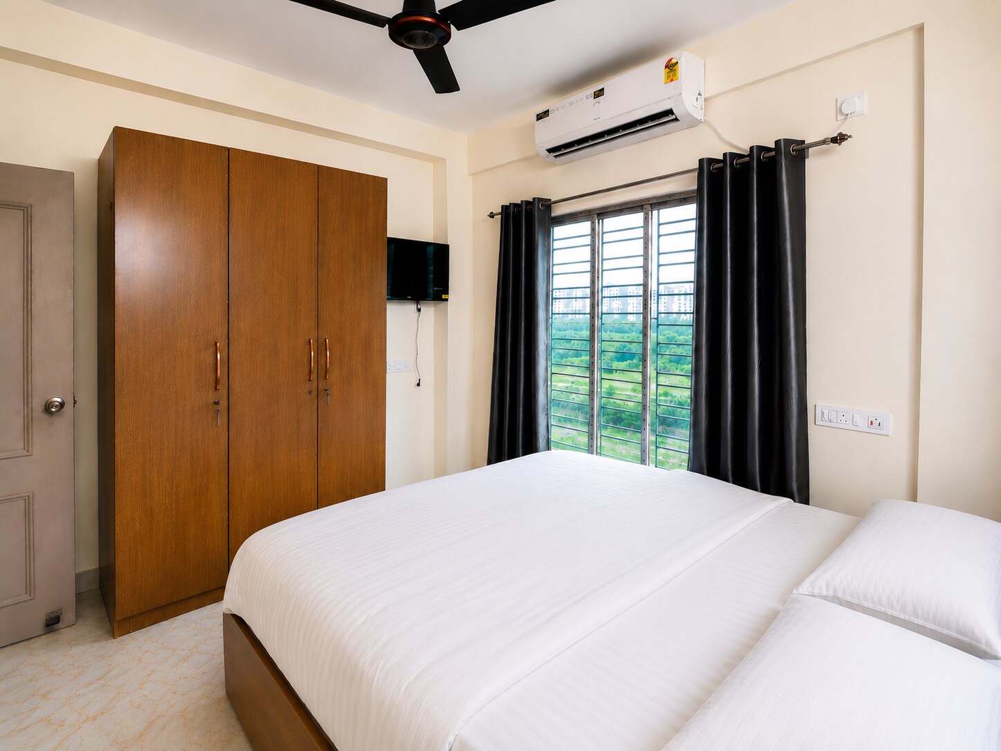 AD Premier Suites - Tap to explore photos