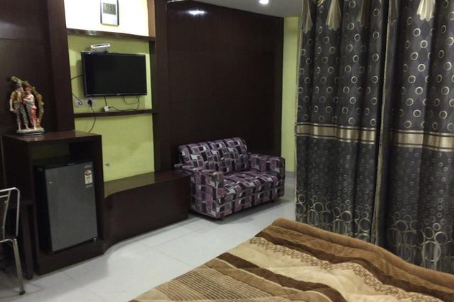 Sunbeam - Tap to explore photos