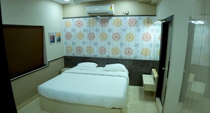 RK GRAND Room Type - Deluxe Rooms