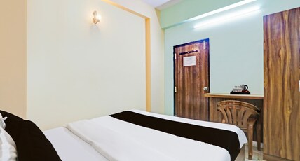 Super Hotel O Karimnagar Room Type - Super Deluxe Room