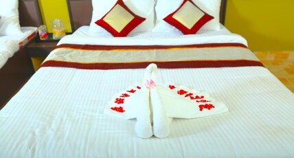 THE TANISHQ PARK Room Type - Deluxe Ac Room THE TANISHQ PARK Room Type - Deluxe Ac Room