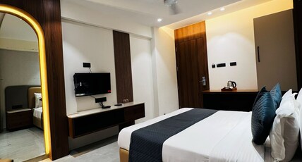 Hotel Sai Mahima Room Type - Deluxe Double Bed Hotel Sai Mahima Room Type - Deluxe Double Bed