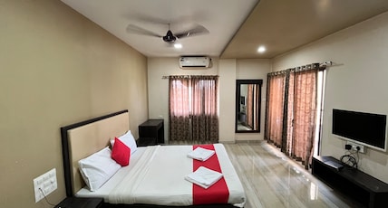 Hotel Bhagyalaxmi Room Type - Super Deluxe Room