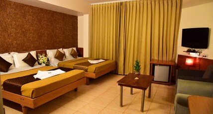 Rajalakshmi Comforts Room Type - Deluxe Quadruple Room