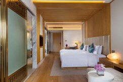 Sanya Yazhou Bay Resort, Curio Collection by Hilton