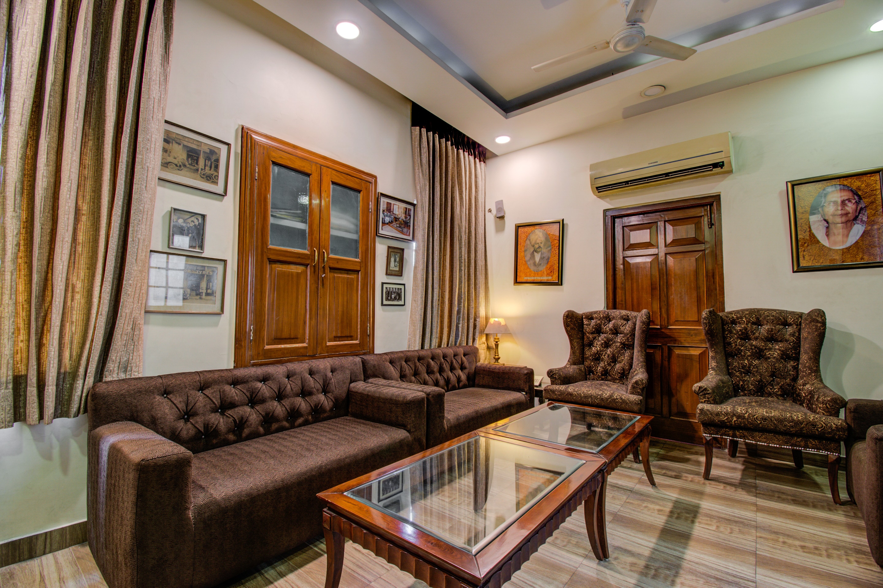 The Narula Inn | Bed & Breakfast - Tap to explore photos