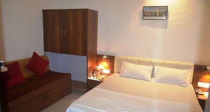 Hotel Chatako (Near CTM Circle) Room Type - Super Deluxe AC Room With Breakfast