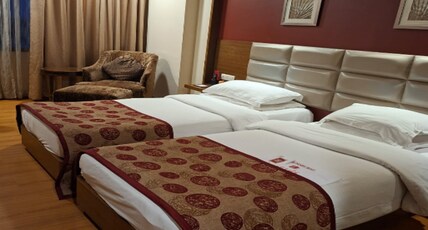 Lords Plaza Surat Room Type - Deluxe Twin Bed