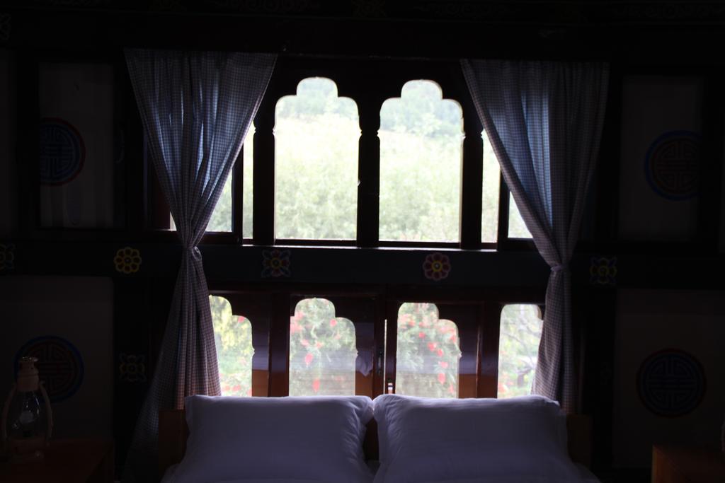 AMA's Village Lodge - Tap to explore photos