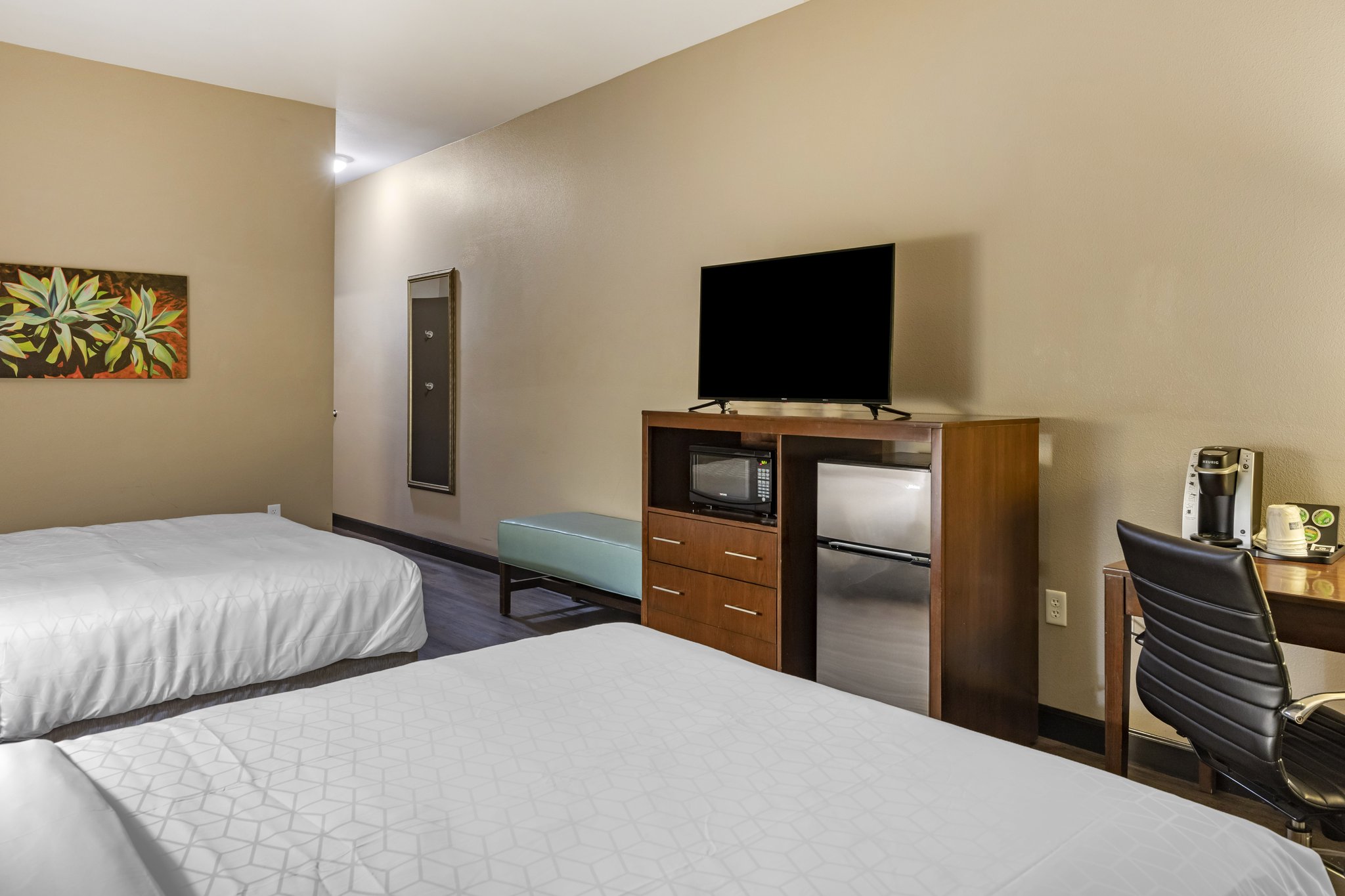 Holiday Inn Express Indio - Tap to explore photos