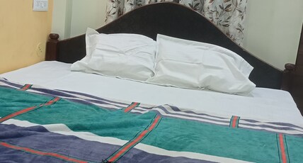 Anshika yatri niwas Room Type - AC Room