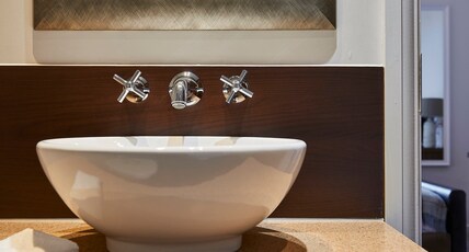 Staybridge Suites LIVERPOOL, an IHG hotel Room Type - 1 King Bed Studio Suite Accessible