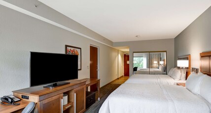 Hampton Inn by Hilton Palm Beach Gardens Room Type - 2 QUEEN BEDS N S