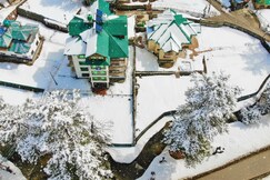 Hotel Gulmarg House