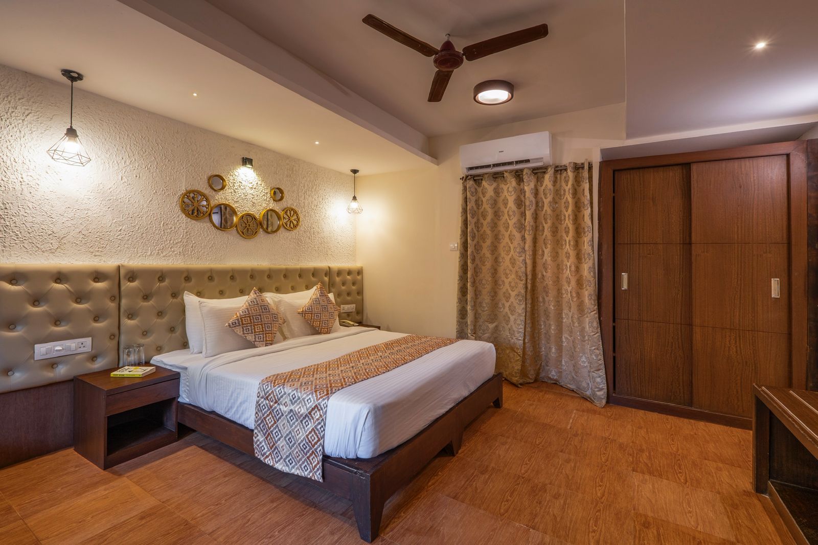 Beira Mar Beach Resorts - Tap to explore photos