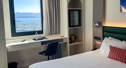 Mercure Ajaccio Hotel Room Type - Classic Room with Sea View - 1 double bed
