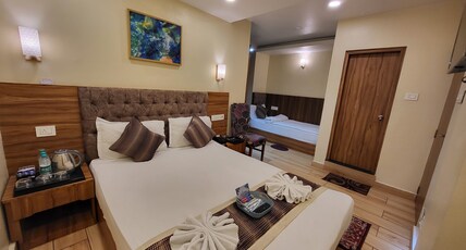 The Revett Room Type - Queens Triple Bed Suite Room