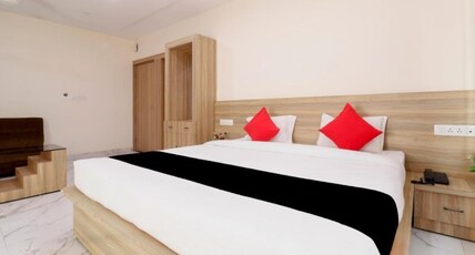 Jatashankar Grand Room Type - Super Deluxe