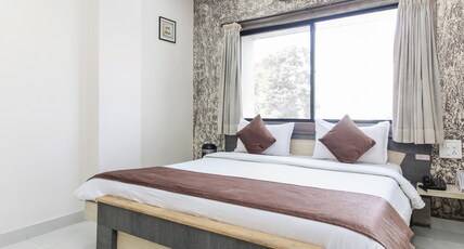 Hotel Cool Palace Room Type - Super deluxe Room